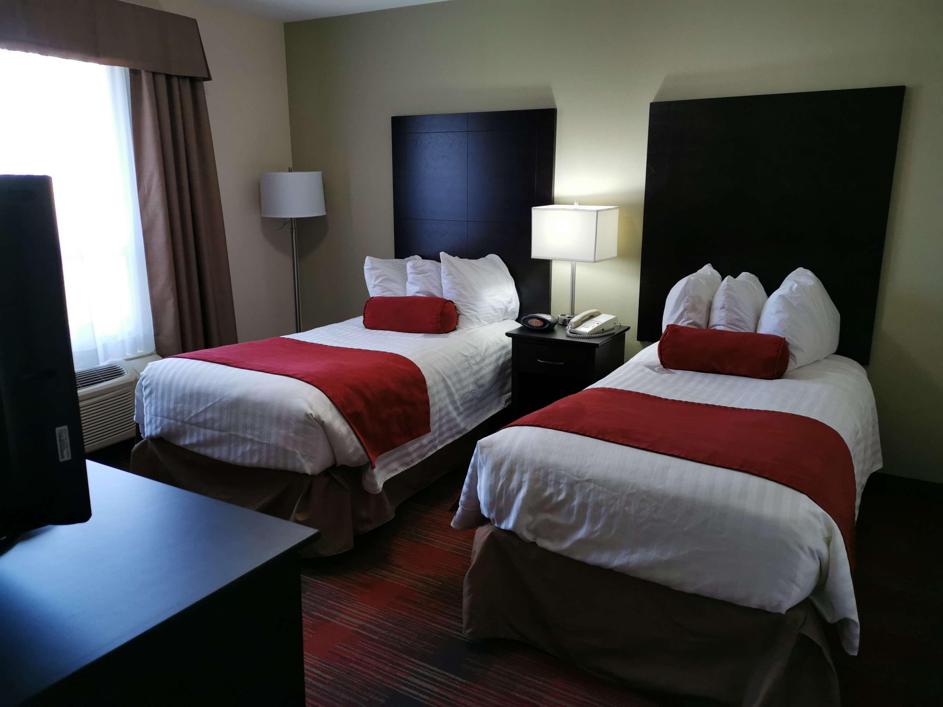 Best Western Plus Red Deer Inn & Suite Экстерьер фото