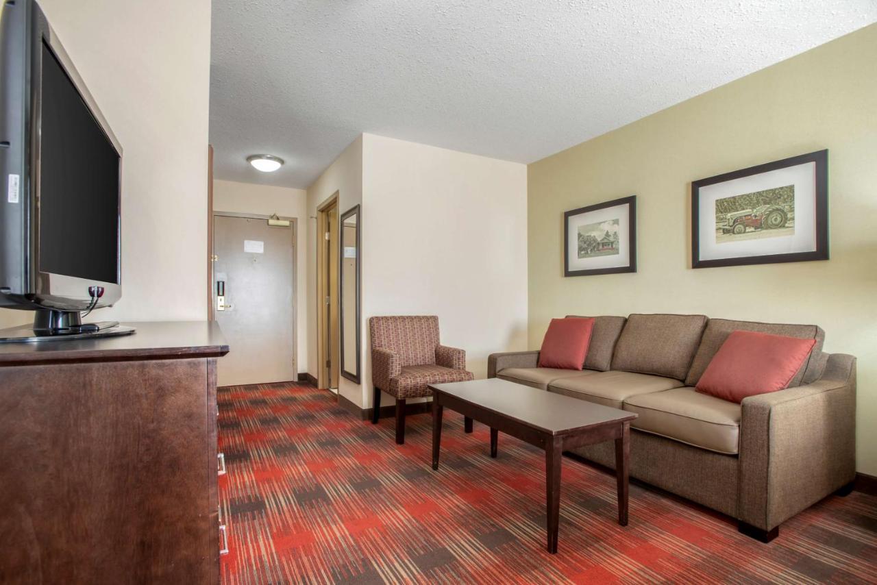 Best Western Plus Red Deer Inn & Suite Экстерьер фото