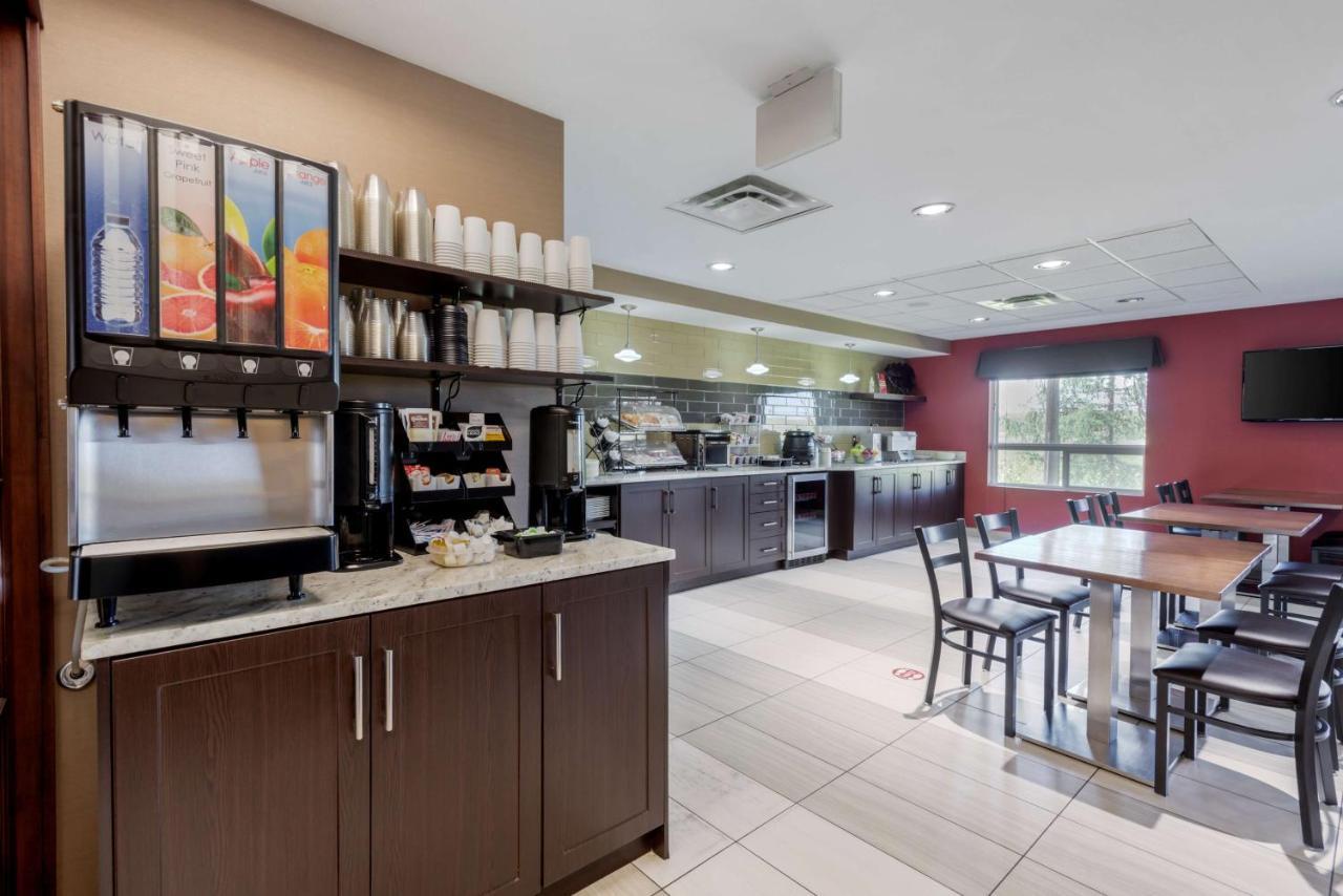 Best Western Plus Red Deer Inn & Suite Экстерьер фото