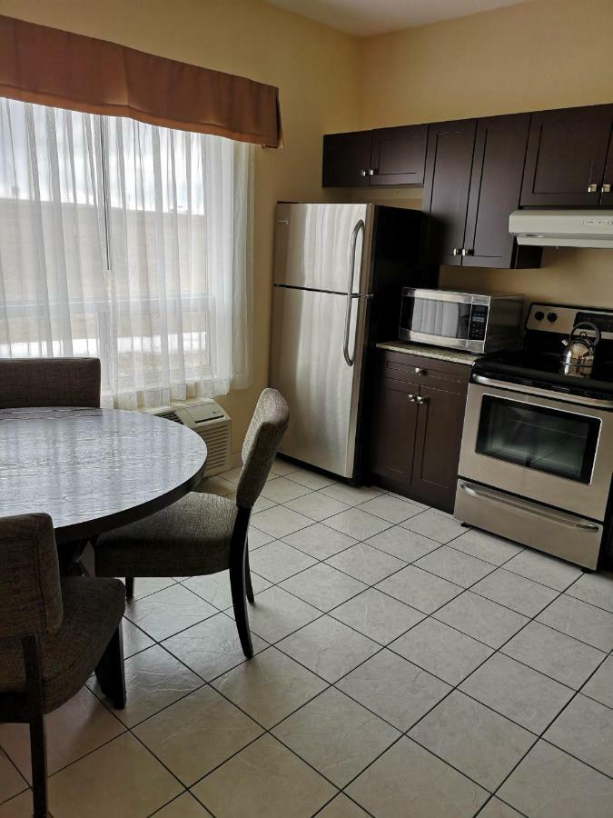 Best Western Plus Red Deer Inn & Suite Экстерьер фото
