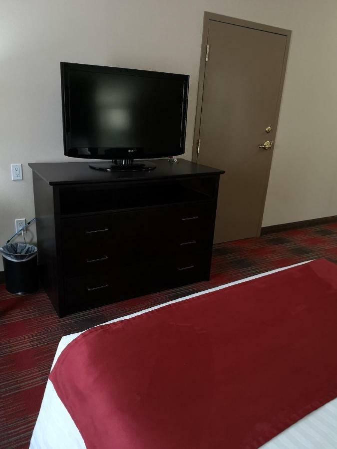 Best Western Plus Red Deer Inn & Suite Экстерьер фото