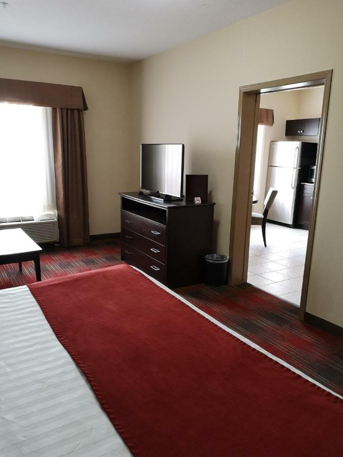 Best Western Plus Red Deer Inn & Suite Экстерьер фото