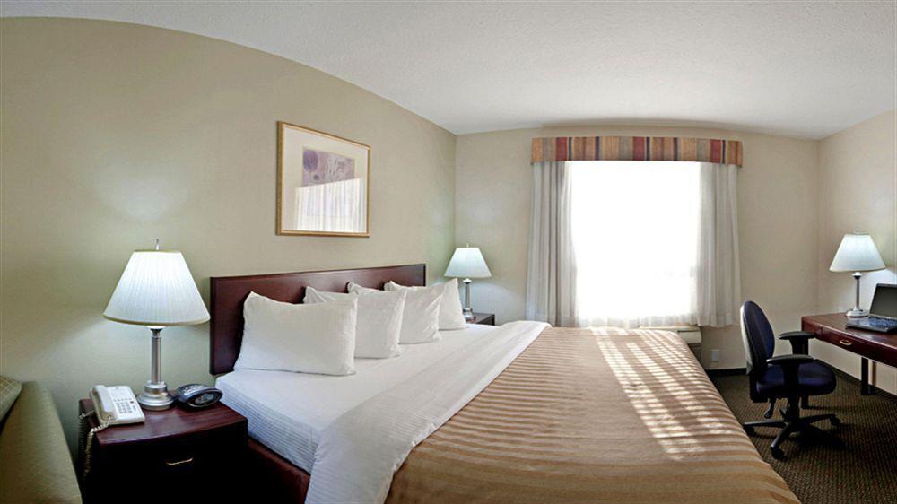 Best Western Plus Red Deer Inn & Suite Экстерьер фото